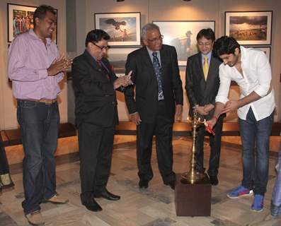 Mohit Marwah lights the lamp at Mongolia Day, An Art Exhibition by Shantanu Das