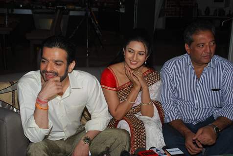 Media interactions as Ye Hai Mohabbatein Completes 300 Episodes