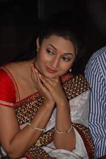 Divyanka Tripathi at the celebrations as Ye Hai Mohabbatein Completes 300 Episodes