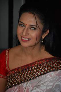 Divyanka Tripathi at the celebrations as Ye Hai Mohabbatein Completes 300 Episodes