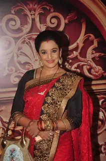 Swati Anand poses for the media at Zee Rishtey Awards