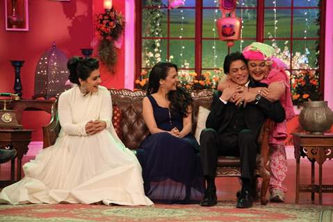 Dadi gives Shah Rukh Khan a hug during the Celebration of DDLJ's 1000th week Completion