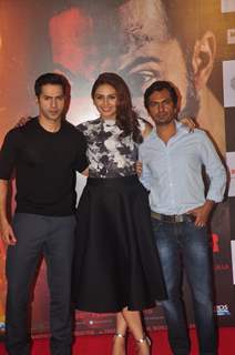 Celebs pose for the media at the Trailer Launch of Badlapur