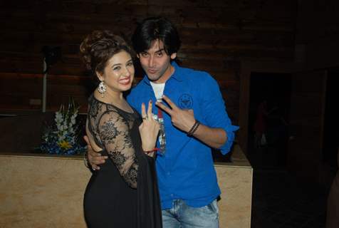 Shashank Vyas poses with Vahbbiz Dorabjee Dsena at her Birthday Bash