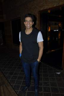 Himanshu Malhotra poses for the media at Vahbbiz Dorabjee Dsena's Birthday Bash