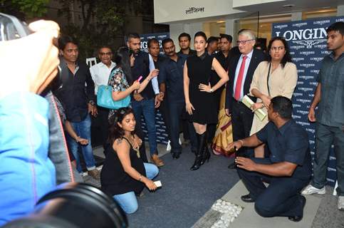Aishwarya Rai Bachchan Launches Longines Store