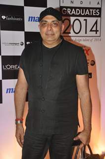 Tarun Tahiliani was at the Elle Graduates Fashion Show