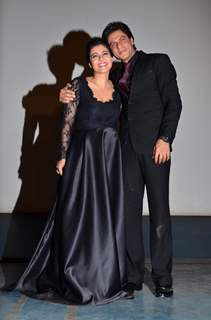 Shah Rukh Khan and Kajol Devgn pose for the media at the Celebration of 1000 Week Completion of DDLJ