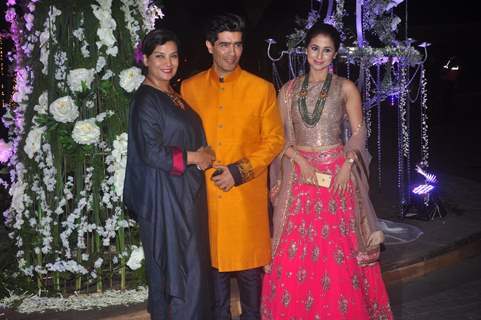 Shabana Azmi and Urmila Matondkar pose with Manish Malhotra at the Sangeet Ceremony