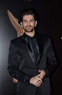 Neil Nitin Mukesh poses for the media at Sansui Stardust Awards Red Carpet