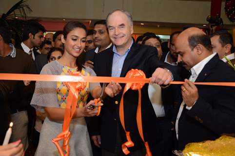 Ileana D'Cruz inaugurates the Footin India Store