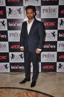 Rahul Vaidya poses for the media at Pride of India Awards