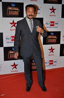 Gulshan Grover poses for the media at Big Star Entertainment Awards 2014