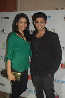 Ruslaan Mumtaz poses with wife at India-Forums 11th Anniversary Bash