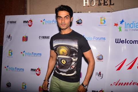 Kunal Bakshi poses for the camera at India-Forums 11th Anniversary Bash