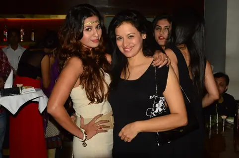 Ridheema Tiwari poses with Jyoti Gauba at India-Forums 11th Anniversary Bash