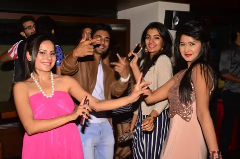 Celebs groove to the music at India-Forums 11th Anniversary Bash