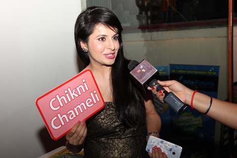 Roop Durgapal poses quirky props at India-Forums 11th Anniversary Bash