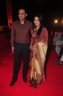 Sumeet Raghavan and Rupali Bhonsale pose for the media at Mulund Fest
