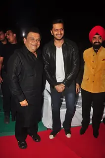 Riteish Deshmukh and Atul Parchure pose for the media at Mulund Fest