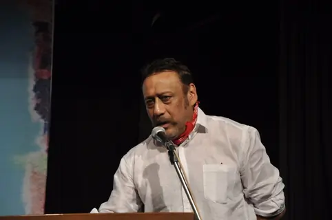Jackie Shroff addressing the audience at Ali Peter John Book Launch