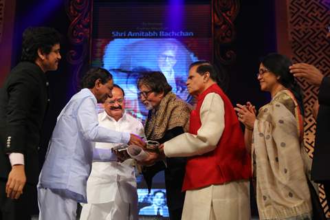 Amitabh Bachchan Receives ANR Award