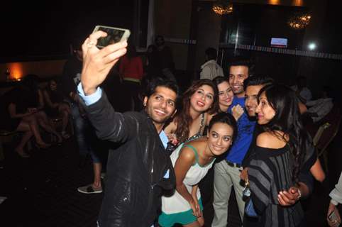 Karanvir Bohra clicks a selfie with friends at Ravi Dubey's Birthday Bash