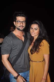 RaQesh Vashisth and Ridhi Dogra pose for the media at Ravi Dubey's Birthday Bash