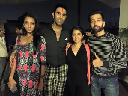 Celebs pose with Sandip Soparkar at the New Year Bash