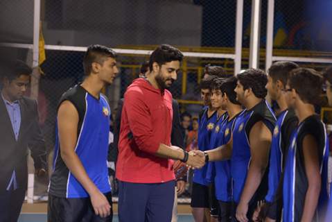 Abhishek Bachchan greeting the students of Jamnabai Narsee School at World-class Multisport Court