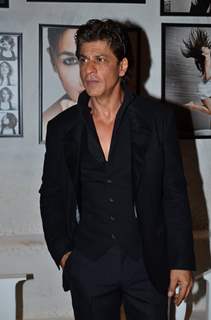 Shah Rukh Khan poses for the media at Dabboo Ratnani's Calendar Launch