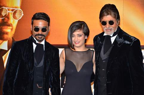 Dhanush, Akshara Haasan and Amitabh Bachchan pose for the media at the Trailer Launch of Shamitabh