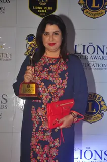 Farah Khan poses with her award at Lion Gold Awards