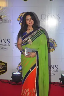 Poonam Dhillon poses for the media at Lion Gold Awards