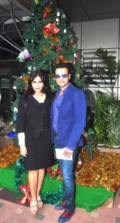 Nisha Jamwal and Rohit Roy pose for the media at the Launch of Neha Premjee's New Book '#College'