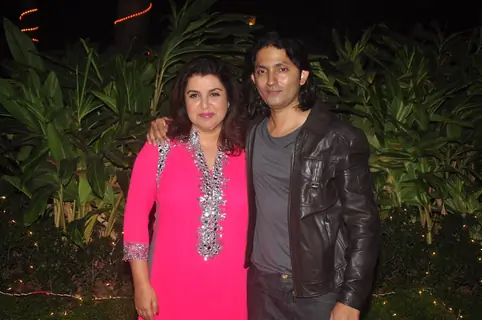 Farah Khan poses with husband Shirish Kunder at her Birthday Bash