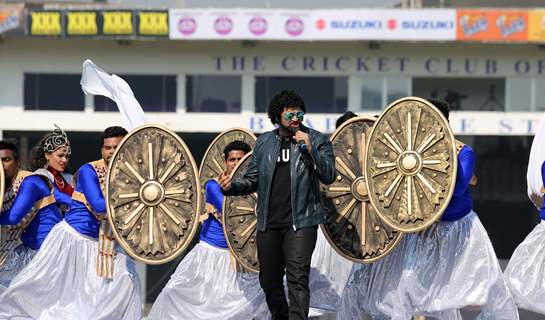 Siddharth Mahadevan performs at the CCL Match Between Mumbai Heroes and Veer Maratha