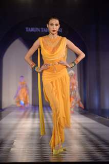 Alicia Raut at the Tarun Tahiliani's Azva show in Hyderabad