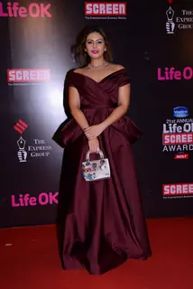 Huma Qureshi poses for the media at 21st Annual Life OK Screen Awards Red Carpet
