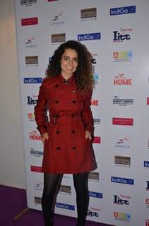 Kangana Ranaut poses for the media at ITT Travel Exhibition