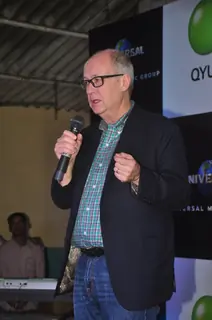 Max Hole interacts with the audience at the Launch of 'The Dharavi Project'