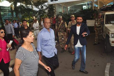 Rajinikanth & Dhanush snapped at Airport