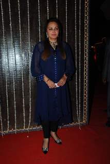 Jaya Pradha poses for the media at Bappi Lahiri's Wedding Anniversary