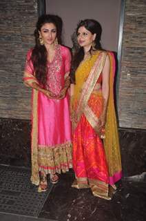 Soha Ali Khan poses with Sister Saba Ali Khan at her Mehendi Ceremony