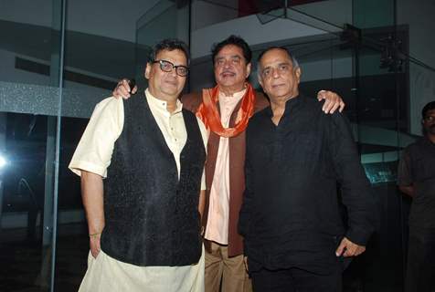 Subhash Ghai poses with Shatrughan Sinha at his Birthday Bash