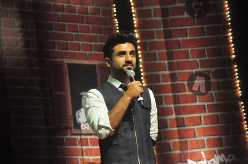 Vir Das interacts with the audience at Weirdass Pajama Event