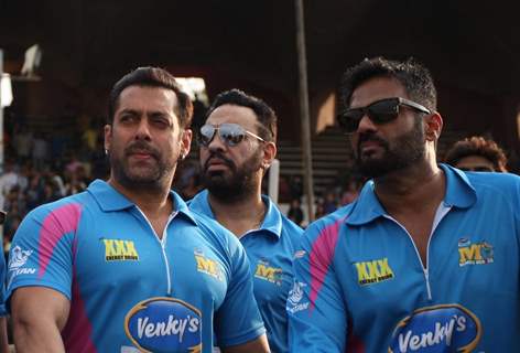 Salman Khan and Suniel Shetty were snapped at Mumbai Heroes Match at CCL