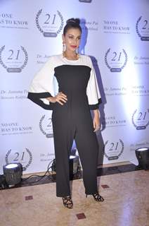 Lisa Ray at Dr. Jamuna Pai's Book Launch