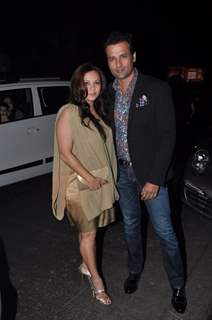 Rohit Roy was seen with his wife Manasi Joshi at Sanjay Leela Bhansali's PadmaShri Honour Dinner