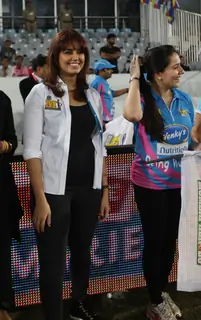 Huma Qureshi was snapped at the CCL Match Between Mumbai Heroes and Telugu Warriors